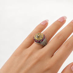 Anello KONSTANTINO in argento sterling 925 e oro 18 carati con corindone a cupola, misura 7,5