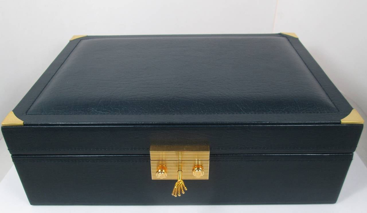 Rolex Lady's Gold and Diamond Set Automatic Wristwatch Ref 69138 1991 In Excellent Condition In Firenze, IT