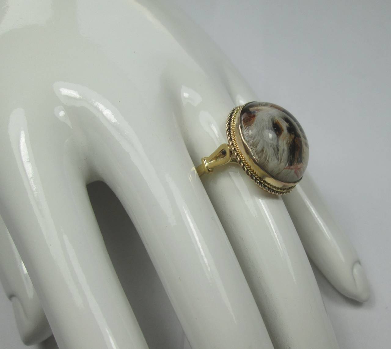Victorian Essex Crystal Dog Ring In Excellent Condition In Firenze, IT