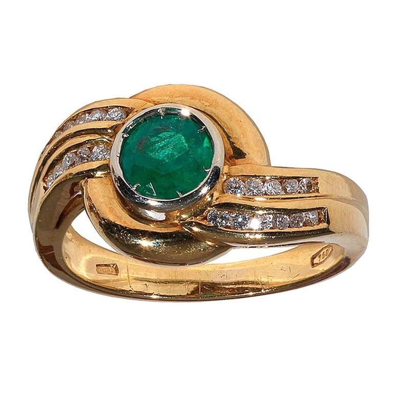 Emerald Diamond Gold Ring For Sale