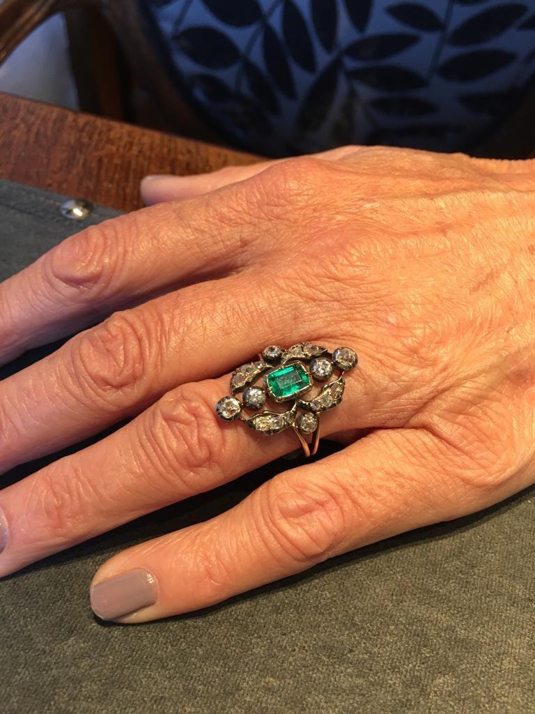 Antique Emerald and Diamond Ring In Good Condition In Firenze, IT