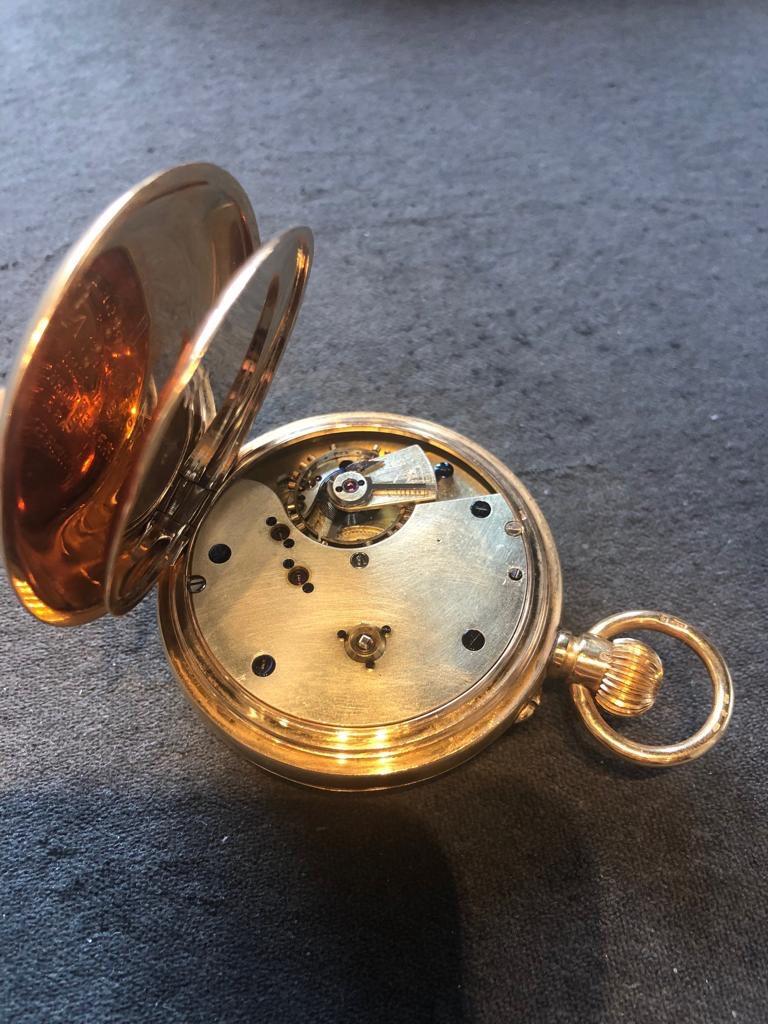 Swiss Gold Telemeter Open Face Chronograph Keyless Wind Pocket Watch, circa 1910 In Excellent Condition In Firenze, IT