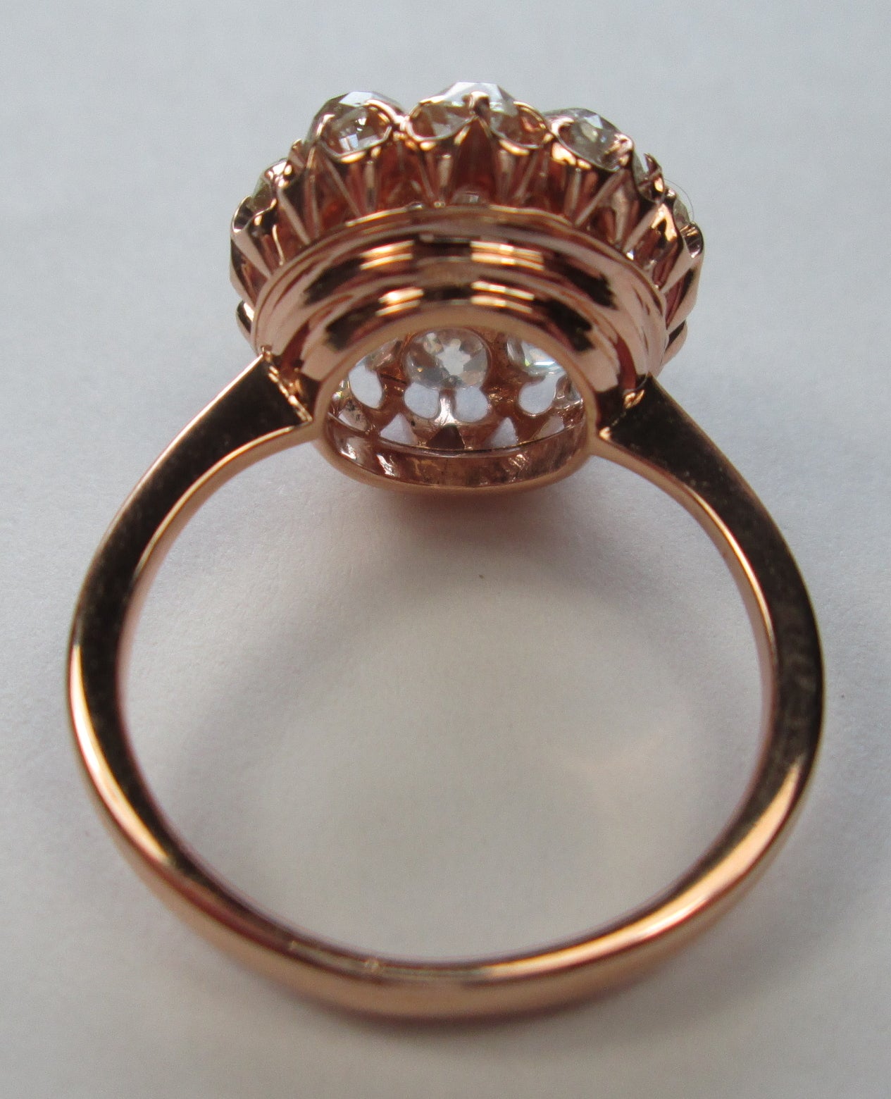 Diamond Rose Gold Cluster Ring In Excellent Condition In Firenze, IT