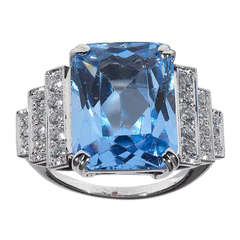 Aquamarin 12::5 Karat und Diamant Ring