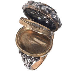 Antique A Georgian Sapphire Diamond Poison Ring