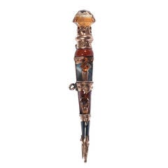Victorian Scottish Citrine Agate Set Gold Skean Dhu Brooch