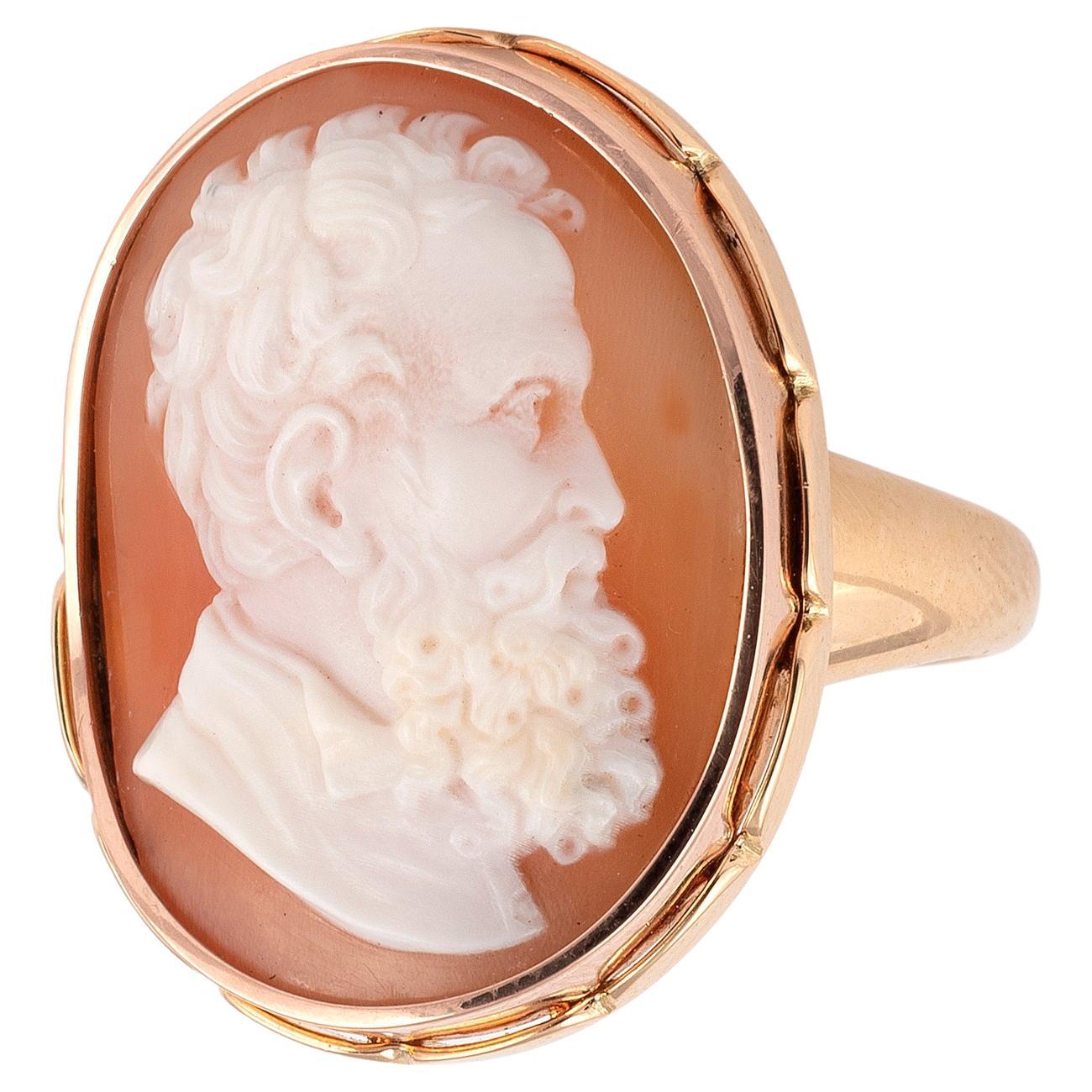 18 Karat Yellow Gold and Cameo Bearded Man's Ring For Sale