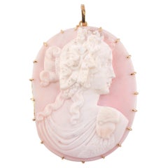 18kt Yellow Gold Pink Coral Cameo Pendant