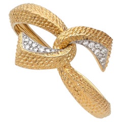 Diamond and 18K Yellow Gold Bangle by Boucheron, circa 1970