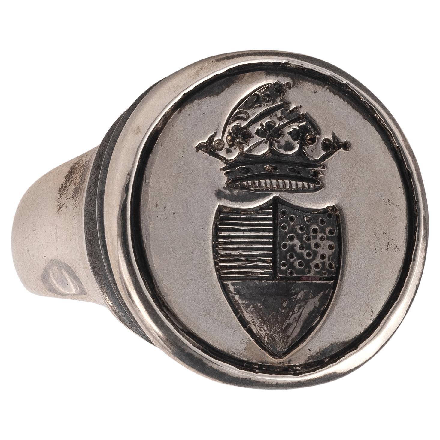 Armorial Signet Ring Late 17th Century For Sale