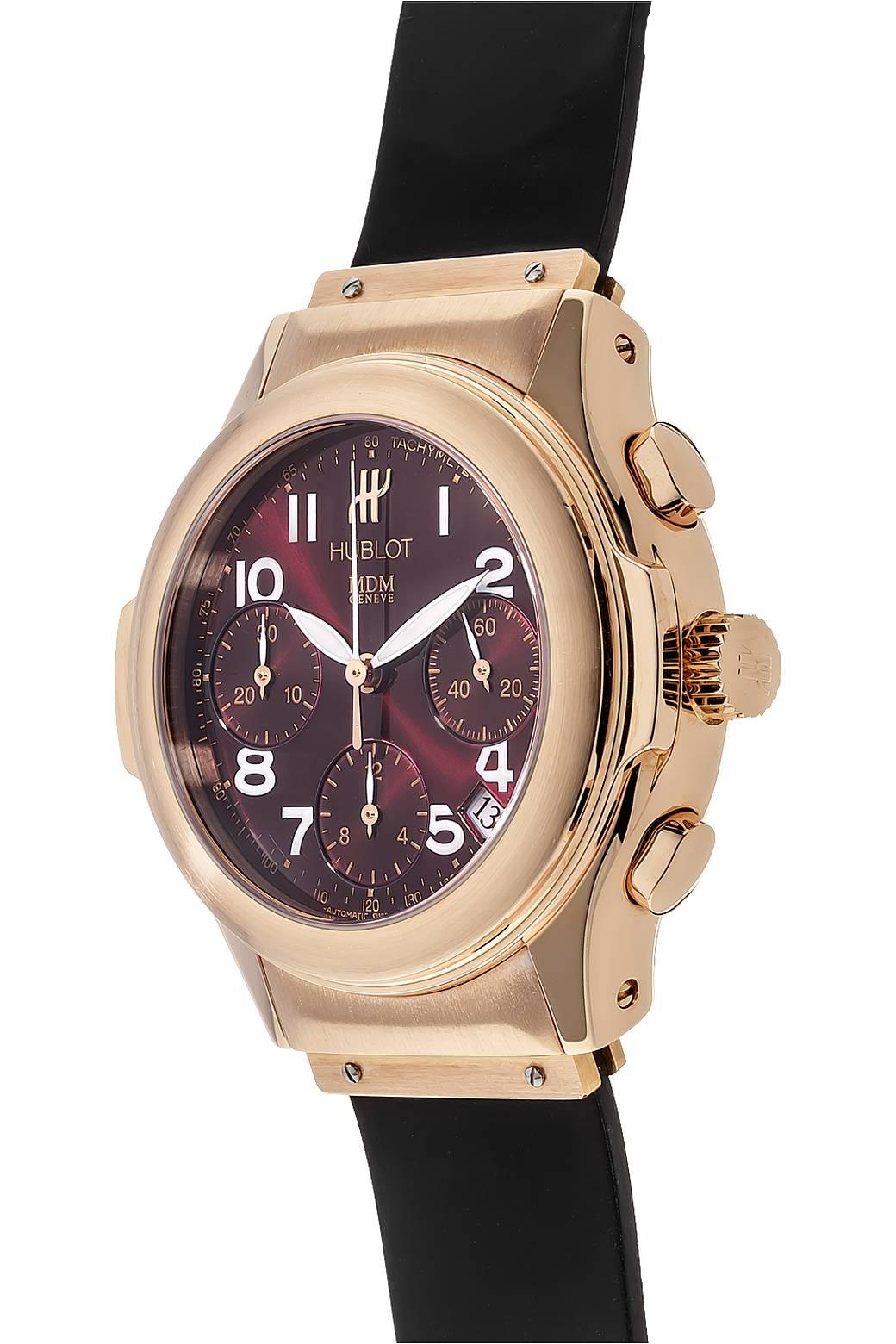 Affaire n° 456747:: Réf. 1810.8. 

Fine montre-bracelet pour homme en or rose 18 carats:: à remontage automatique:: étanche à 10 atm.:: avec chronographe à bouton carré:: registres:: tachymètre:: date et bracelet en caoutchouc spécial avec boucle