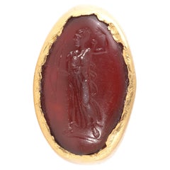 Ancient Roman Gold Ring with Diana Intaglio 2rd Century AD