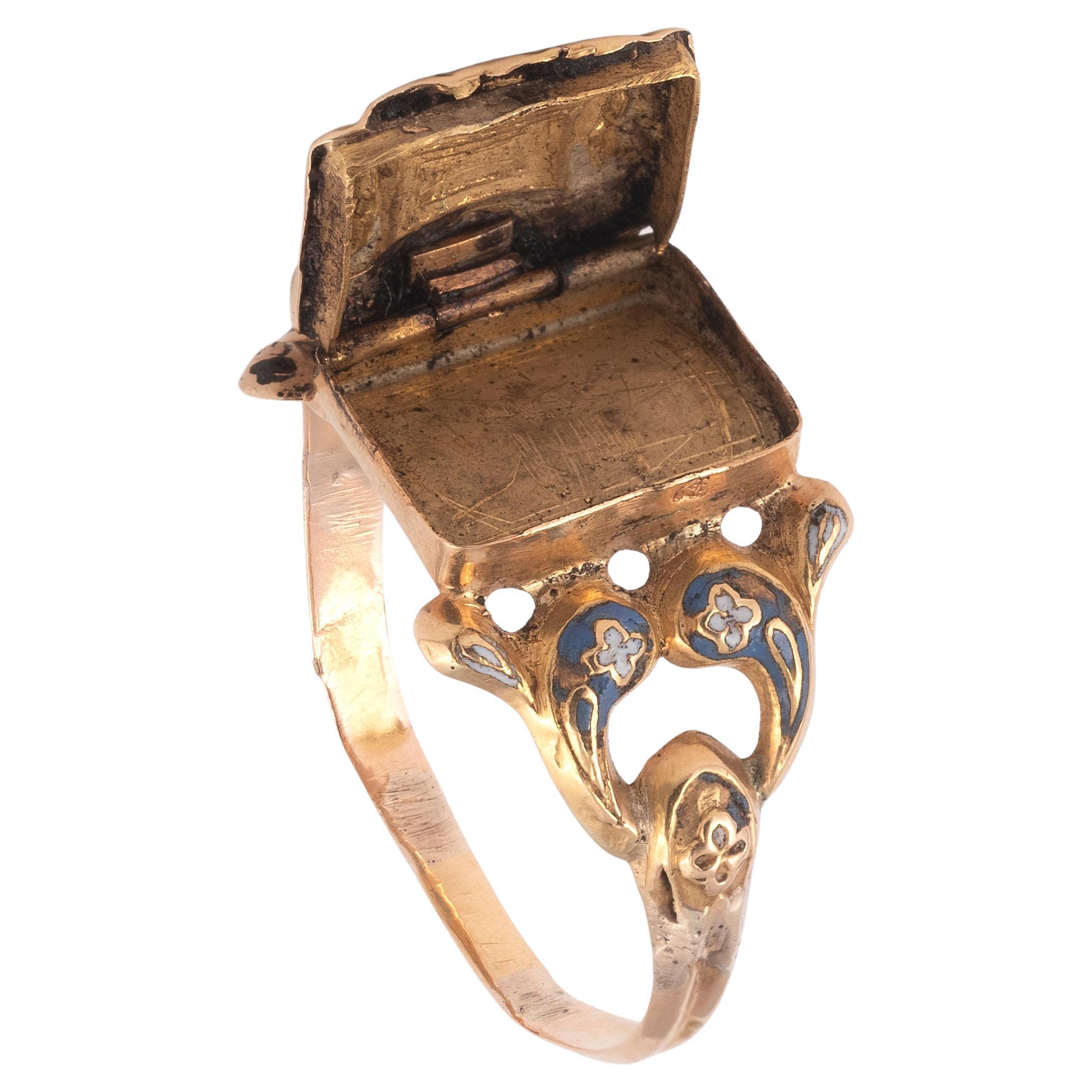 Neoclassical Late 18th Century Enamel Gold Poison Ring Circa 1790's