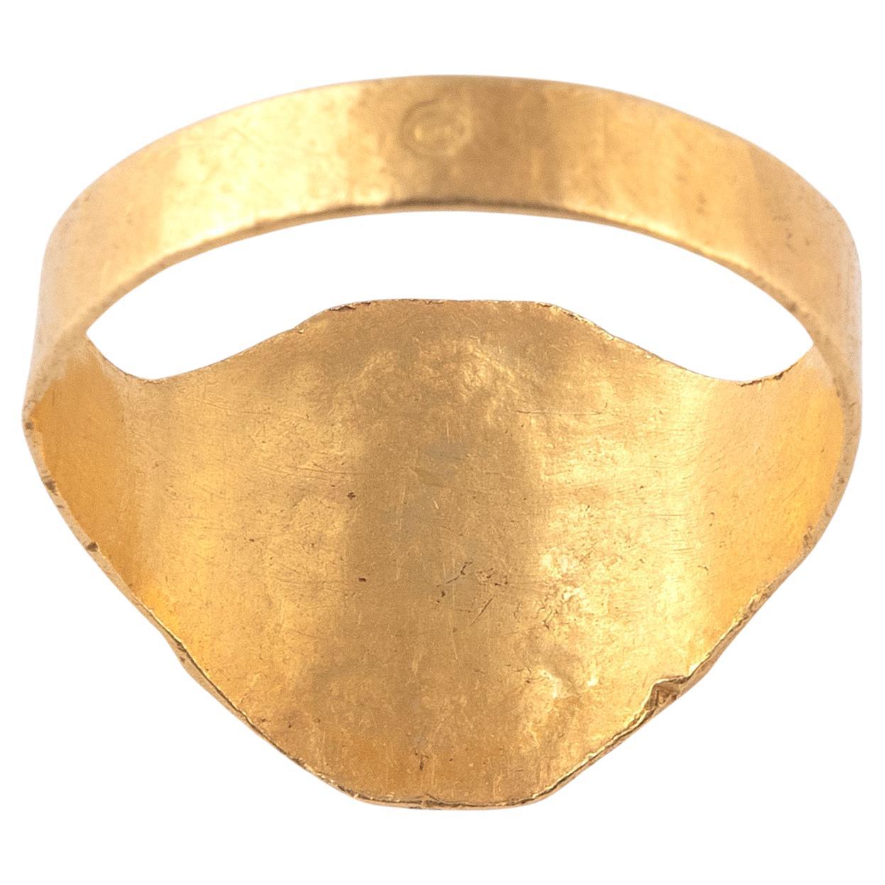 da uomo o donna Anello con armoriale in oro Europa Fine del XVI secolo in vendita