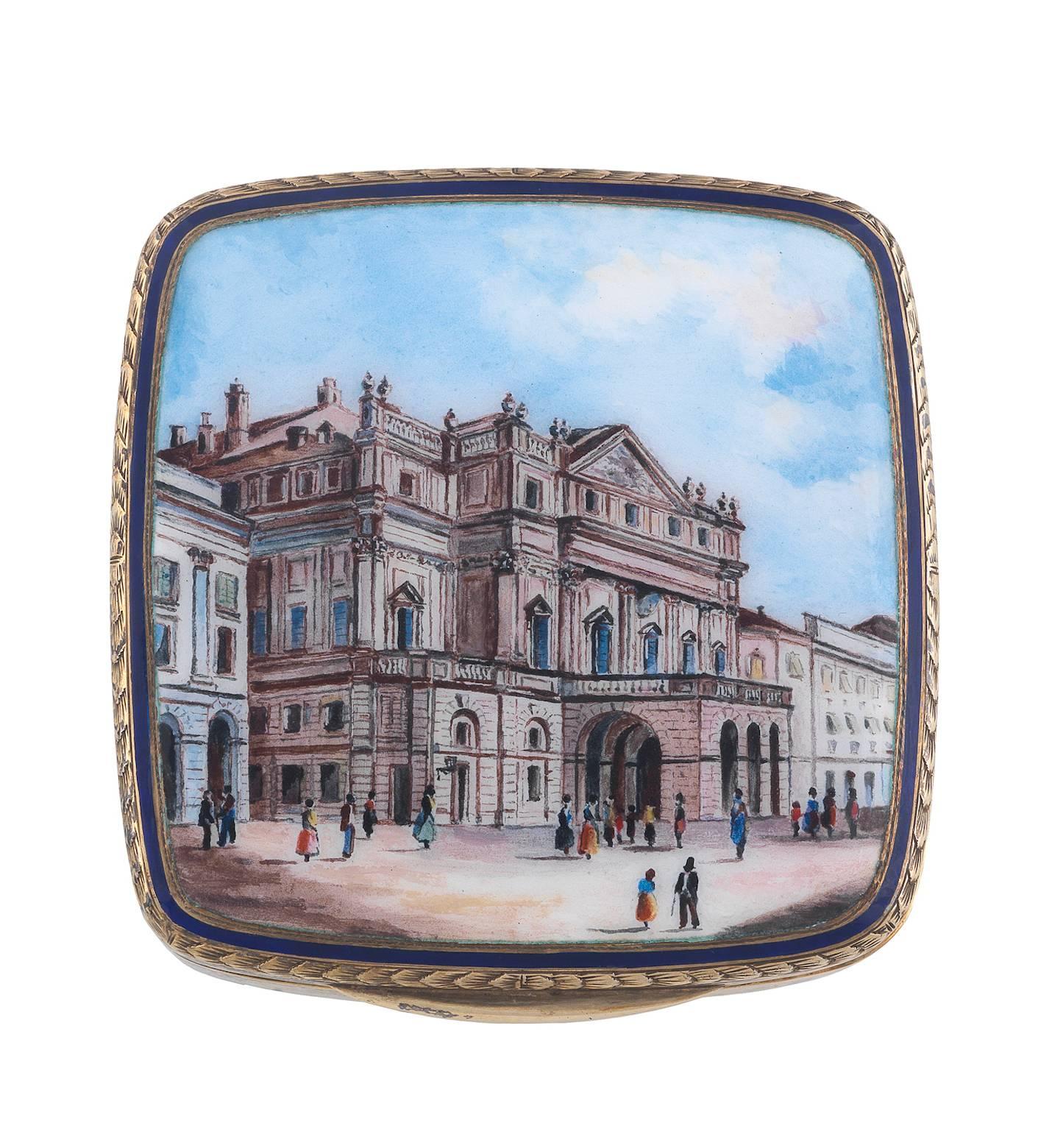 Of rounded corners square shape, the lid painted to depict the theater “La Scala” in Milano

Dimension: 7.5 x 7.5 cm

Weight: 200 gr

Italian silver marks

In the Calderoni Gioielli Via Montenapoleone fitted case

