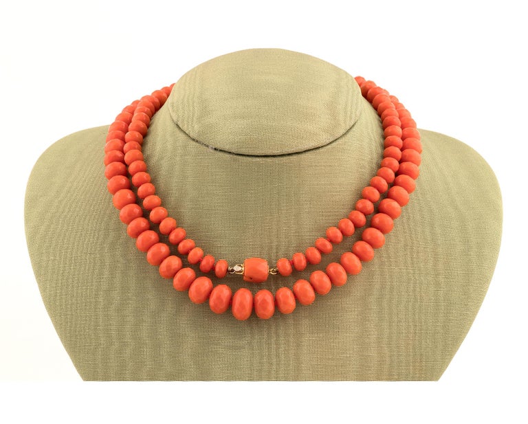 Gold Coral Bead Necklace For Sale at 1stdibs