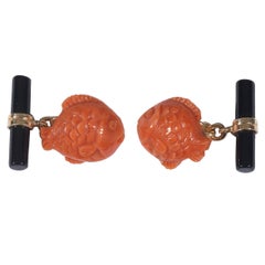 Corallium Rubrum Onyx Gold Fish Cufflinks