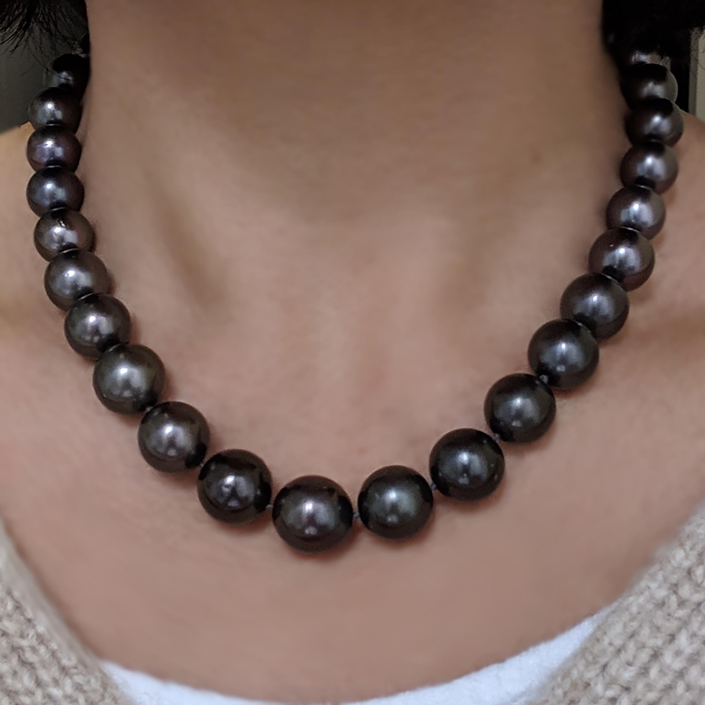 Women's or Men's Black Tahitian Pearl and Gold Necklace