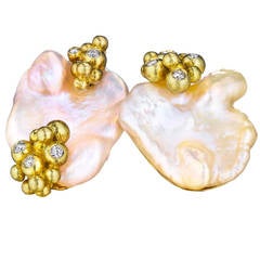 Naomi Sarna Pearl Diamond Gold Earrings