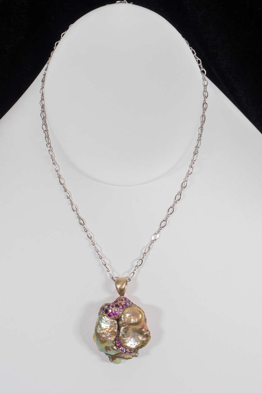 Naomi Sarna Freshwater Pearl Sapphire Diamond Gold Pendant In New Condition In New York, NY