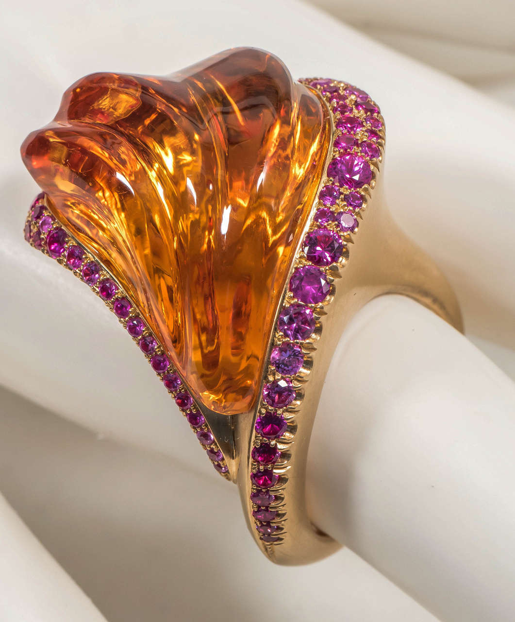 Naomi Sarna Hand-Carved Citrine Pink Sapphire Gold Ring For Sale 4