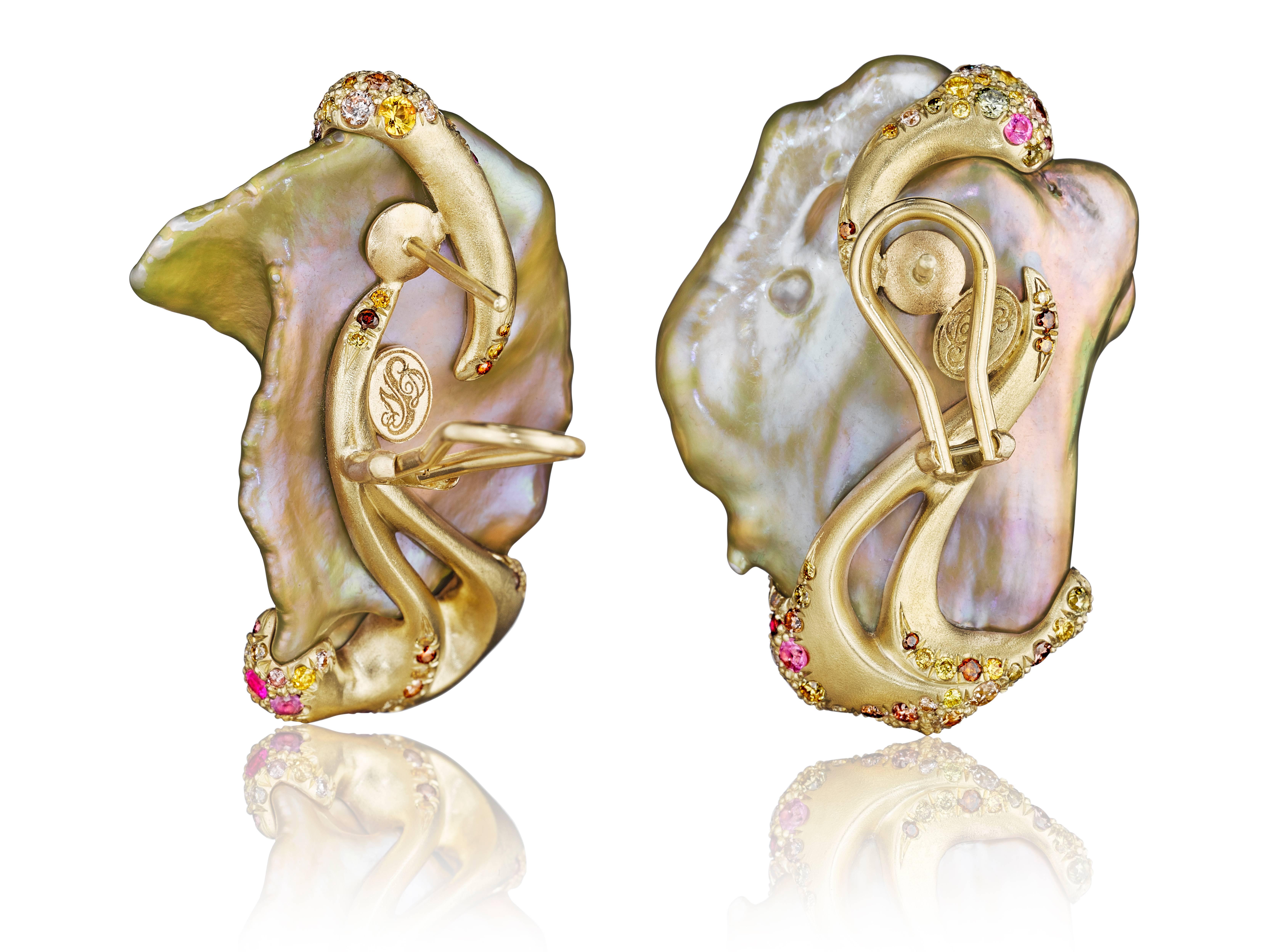 Naomi Sarna Freshwater Pearl Sapphire Diamond Gold Earrings In New Condition In New York, NY