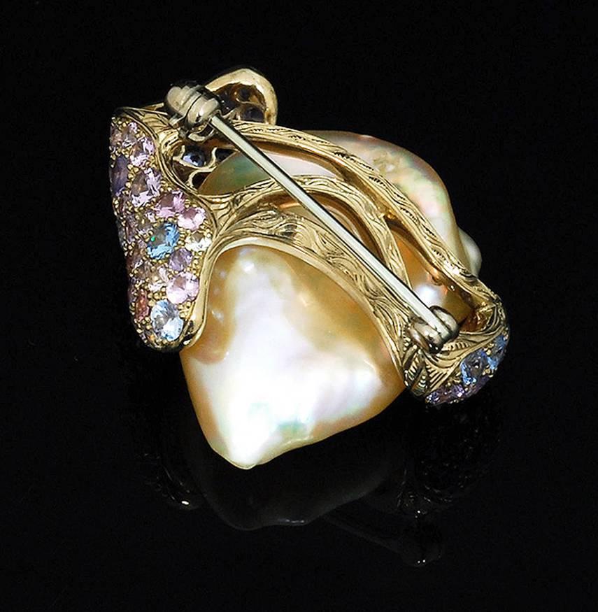 Naomi Sarna Chinese Pearl Diamond Sapphire Gold First Wave Brooch In New Condition For Sale In New York, NY