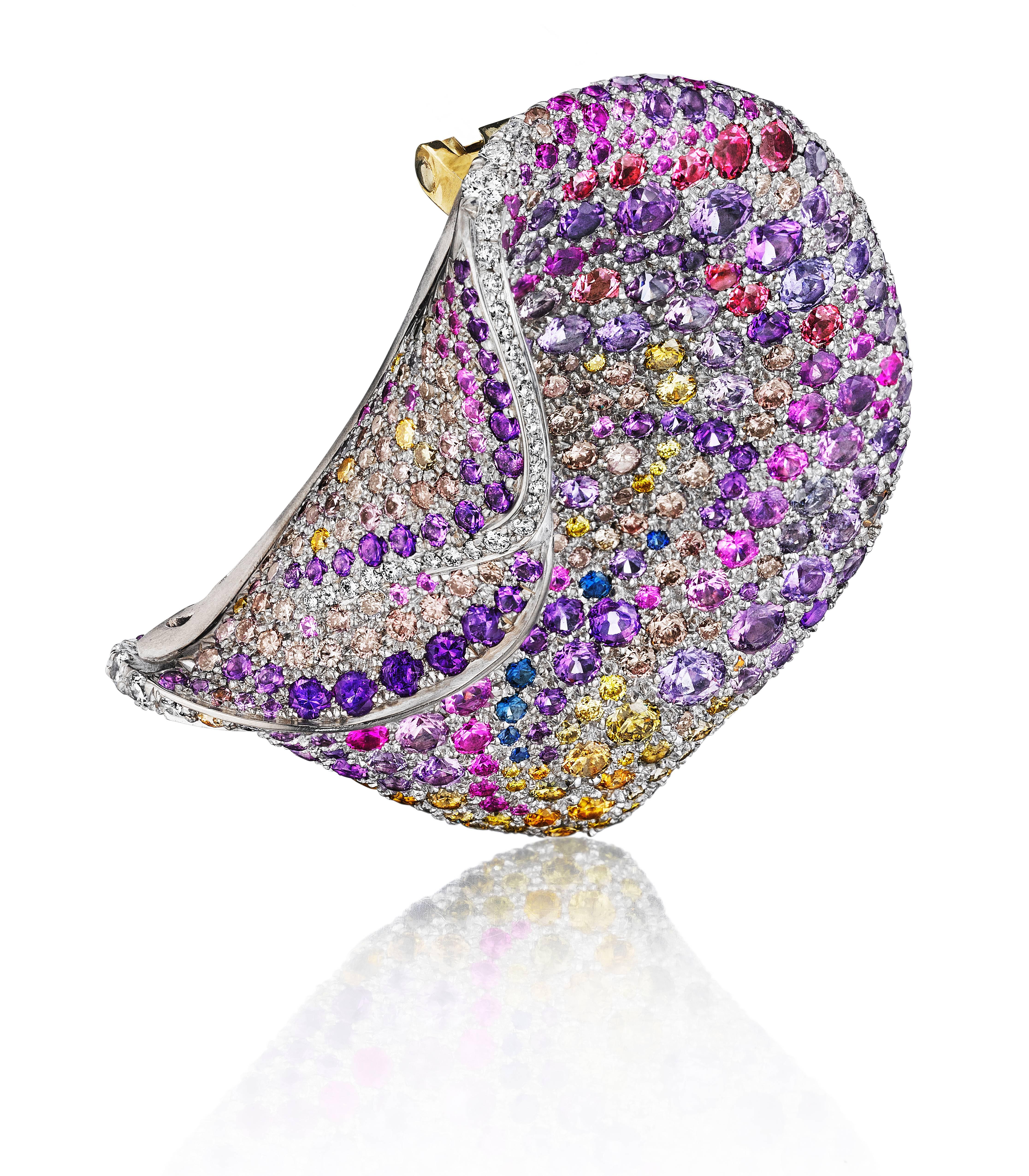 Naomi Sarna Multicolored Sapphire Amethyst Diamond Gold Petal Brooch In New Condition For Sale In New York, NY