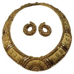 Collier et boucles d'oreilles de style étrusque en or jaune 18k