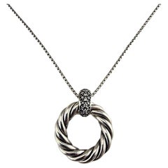 Collana con ciondolo a cerchio in argento sterling con diamanti di David Yurman #25909