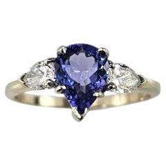 Ring aus 14-karätigem Weißgold mit Tansanit und Diamanten, Größe 7 #26033