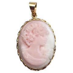 14K Yellow Gold Pink Cameo Pendant #26269
