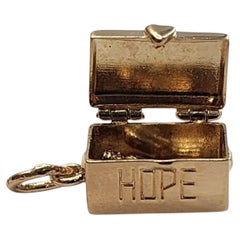14K Yellow Gold Articulated Hope Chest with Doll Charm #26265
