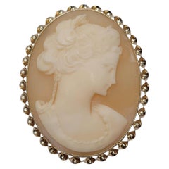 10K Yellow Gold Cameo Pendant Brooch #26703