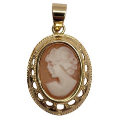 18K Yellow Gold Cameo Pendant #26701