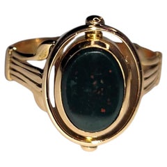Anello medaglione reversibile in oro 14 carati con pietra di sangue, misura 8,75 #26814