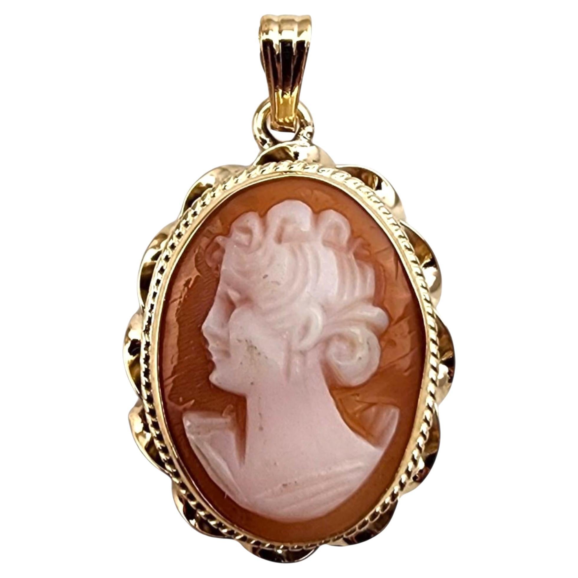 Ciondolo cammeo in oro giallo 14K #22340