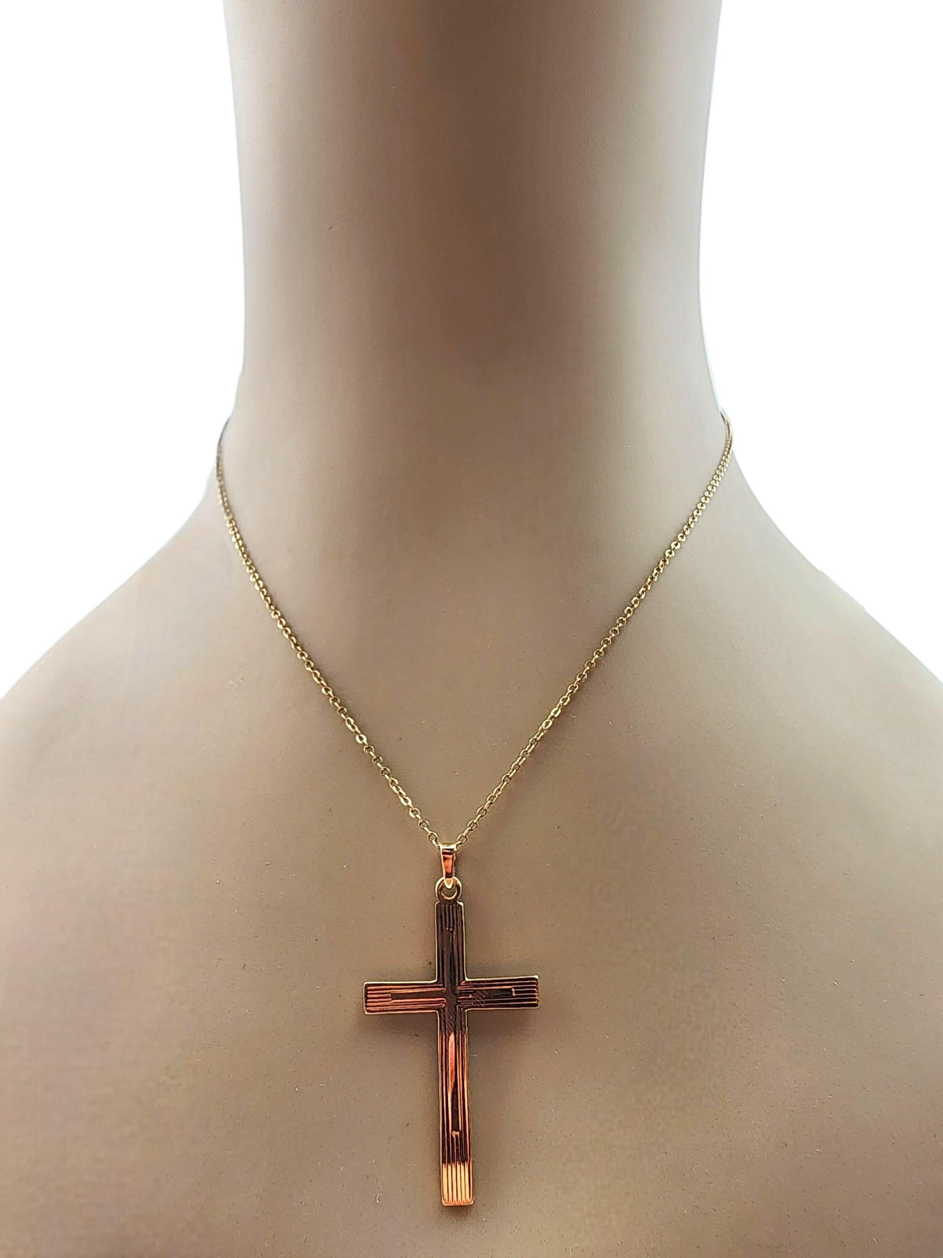 Ciondolo a forma di croce in oro giallo 14K #22335 in vendita 4