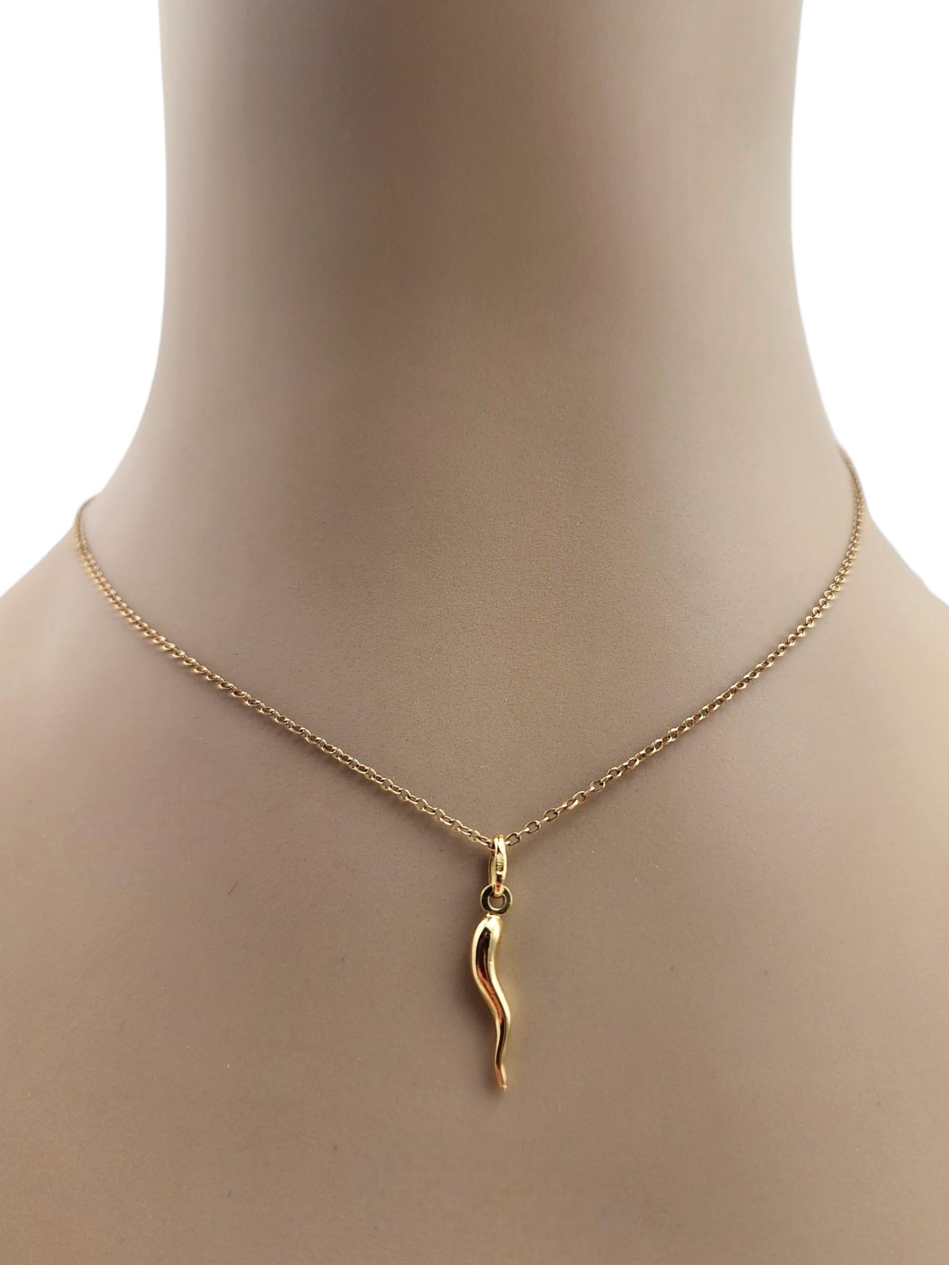 Ciondolo a forma di corno in oro giallo 18K #22333 in vendita 4