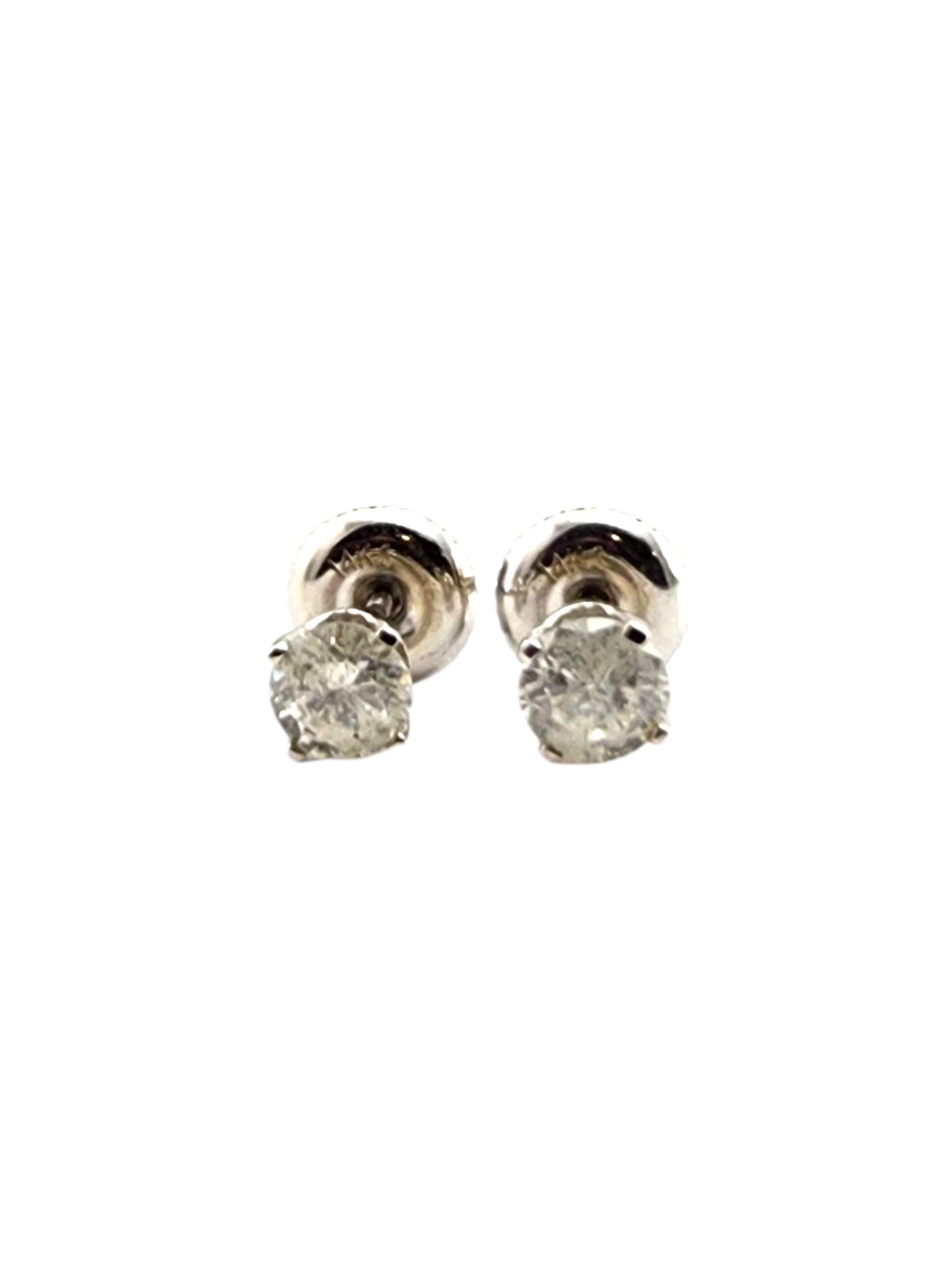 Boucles d'oreilles en or blanc 14 carats avec diamants #21240