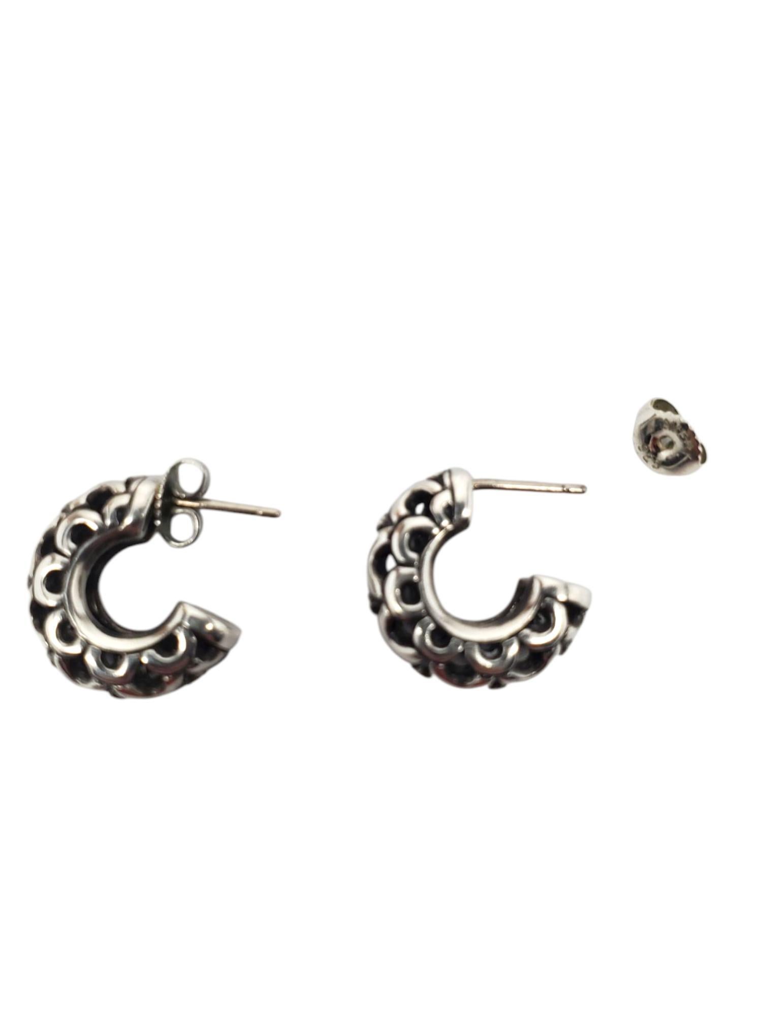Boucles d'oreilles en argent James Avery, demi-boucles d'oreilles à volutes #21492 en vente 2