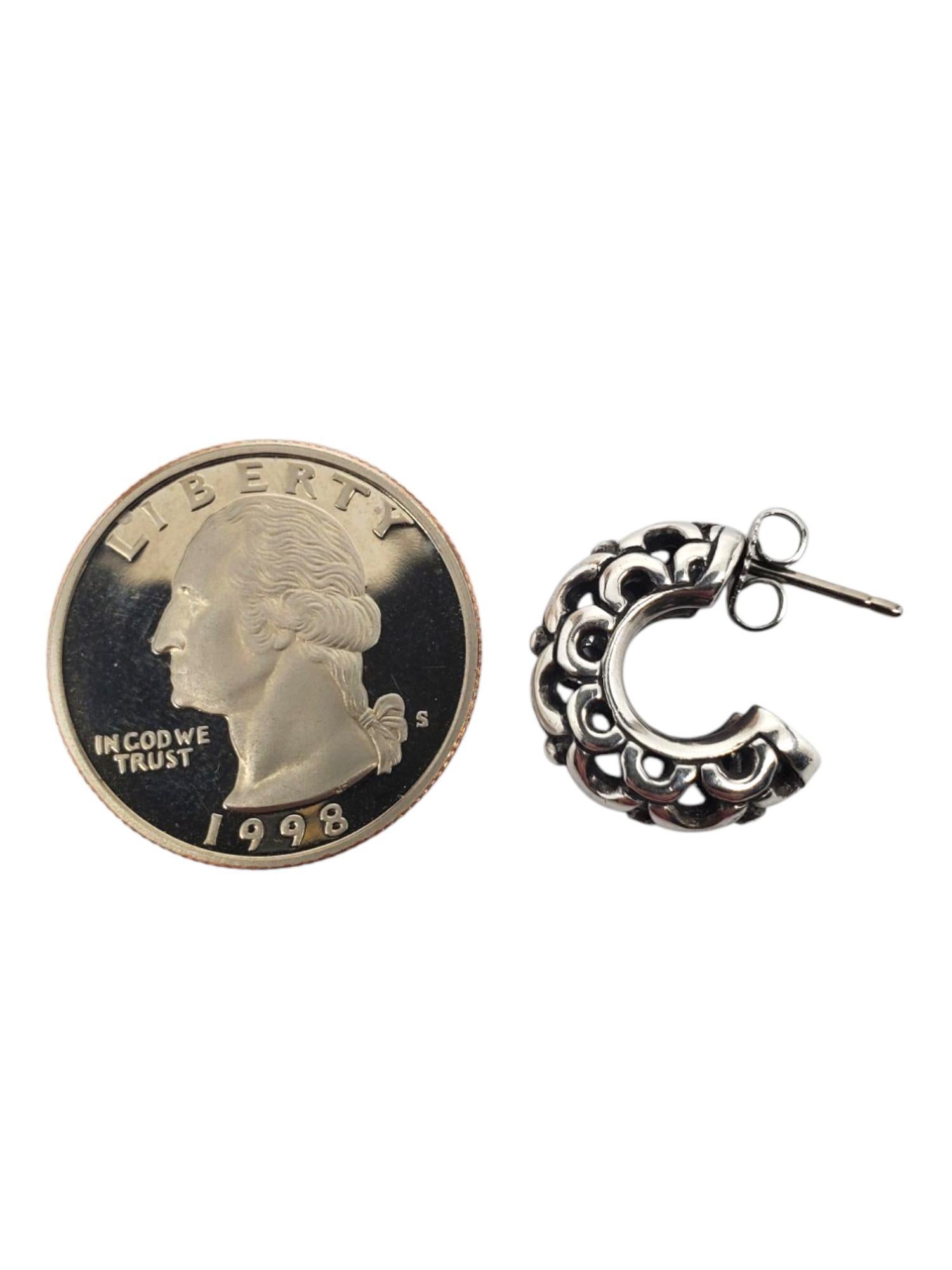 Boucles d'oreilles en argent James Avery, demi-boucles d'oreilles à volutes #21492 en vente 3