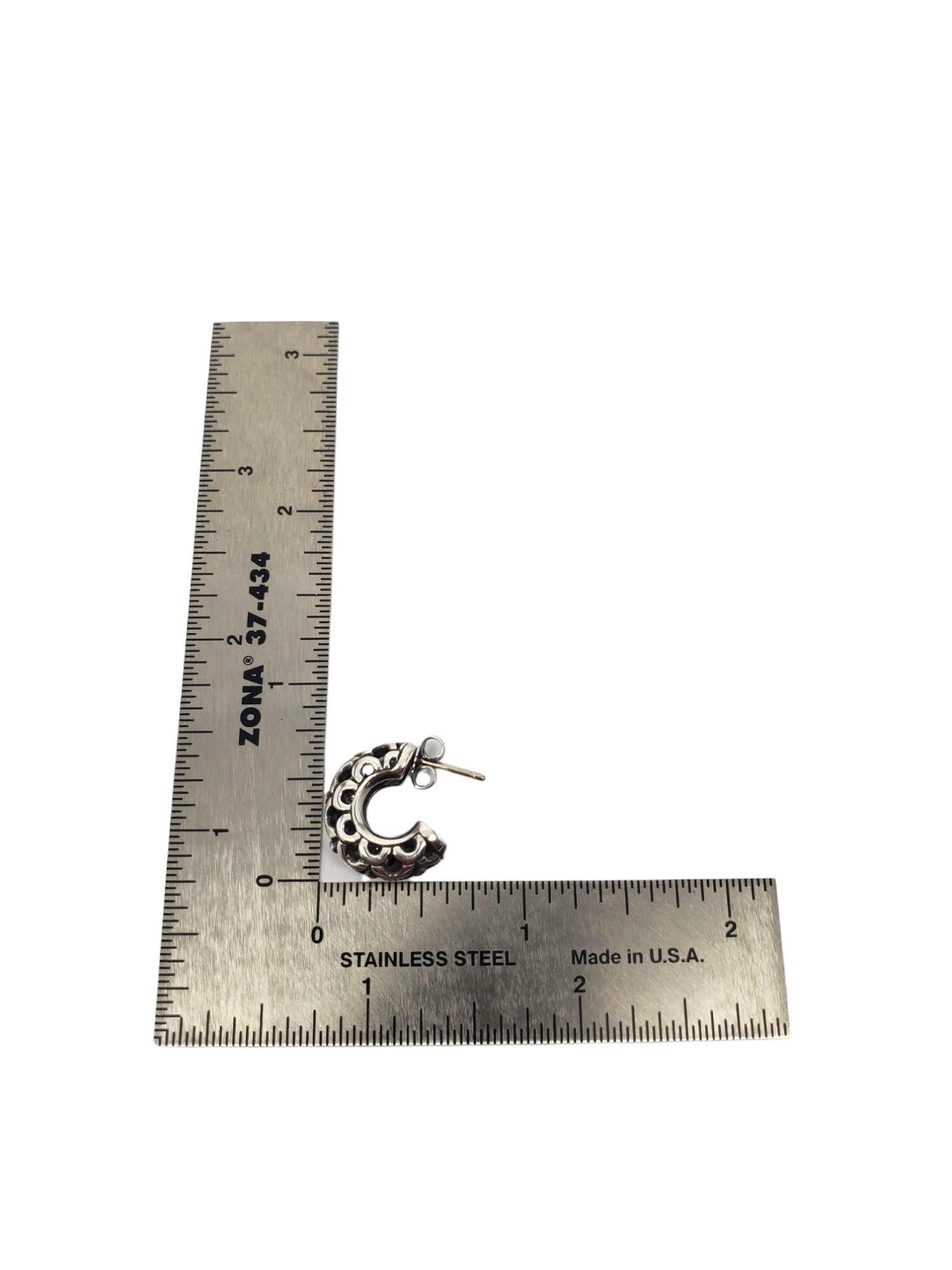Boucles d'oreilles en argent James Avery, demi-boucles d'oreilles à volutes #21492 en vente 4