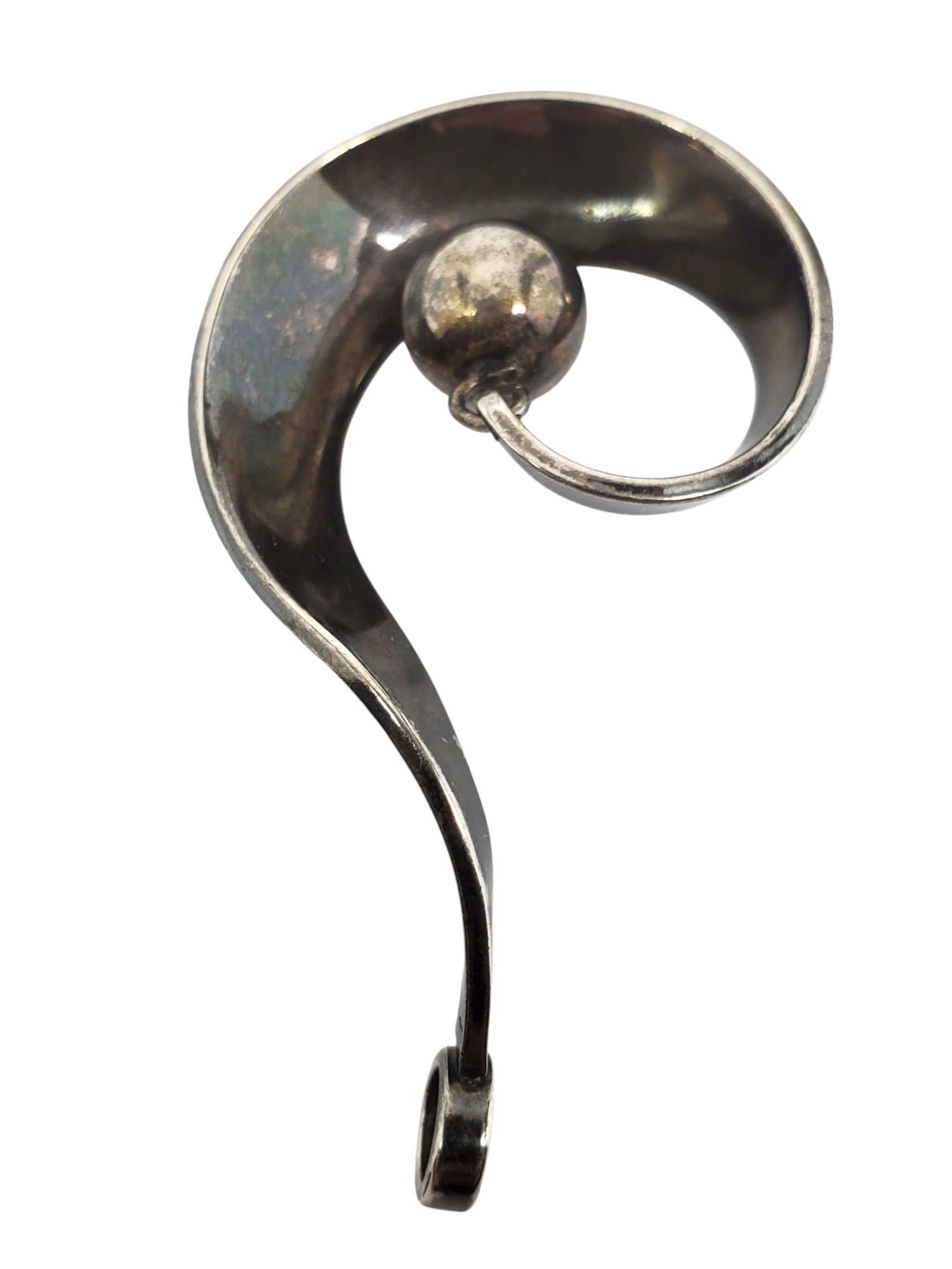Karl Erik Palmberg Pendentif spirale en argent sterling #21477 Bon état - En vente à Washington Depot, CT