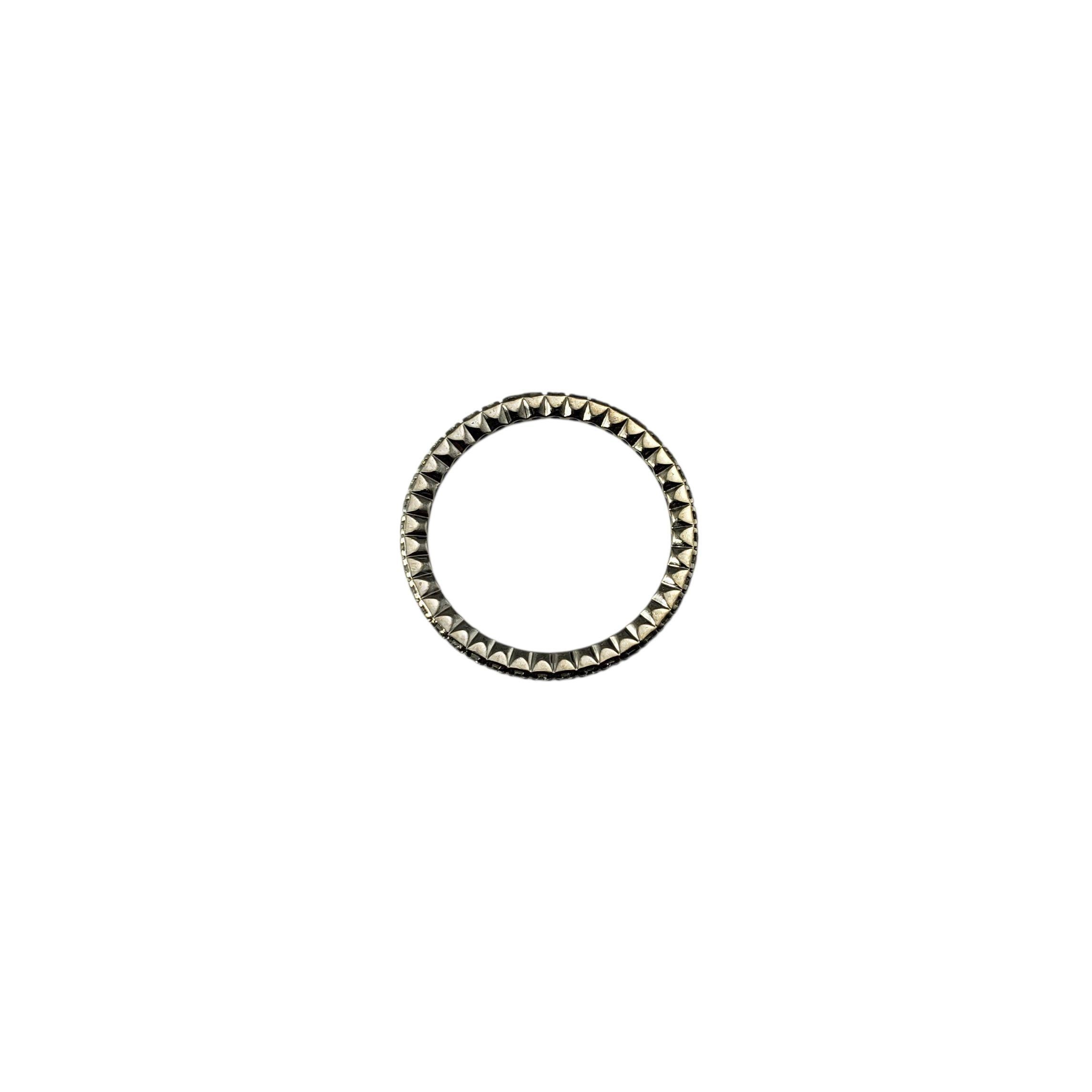 Spark Bague d'éternité en or blanc 18 carats diamant Taille 8 #22395 Bon état - En vente à Washington Depot, CT