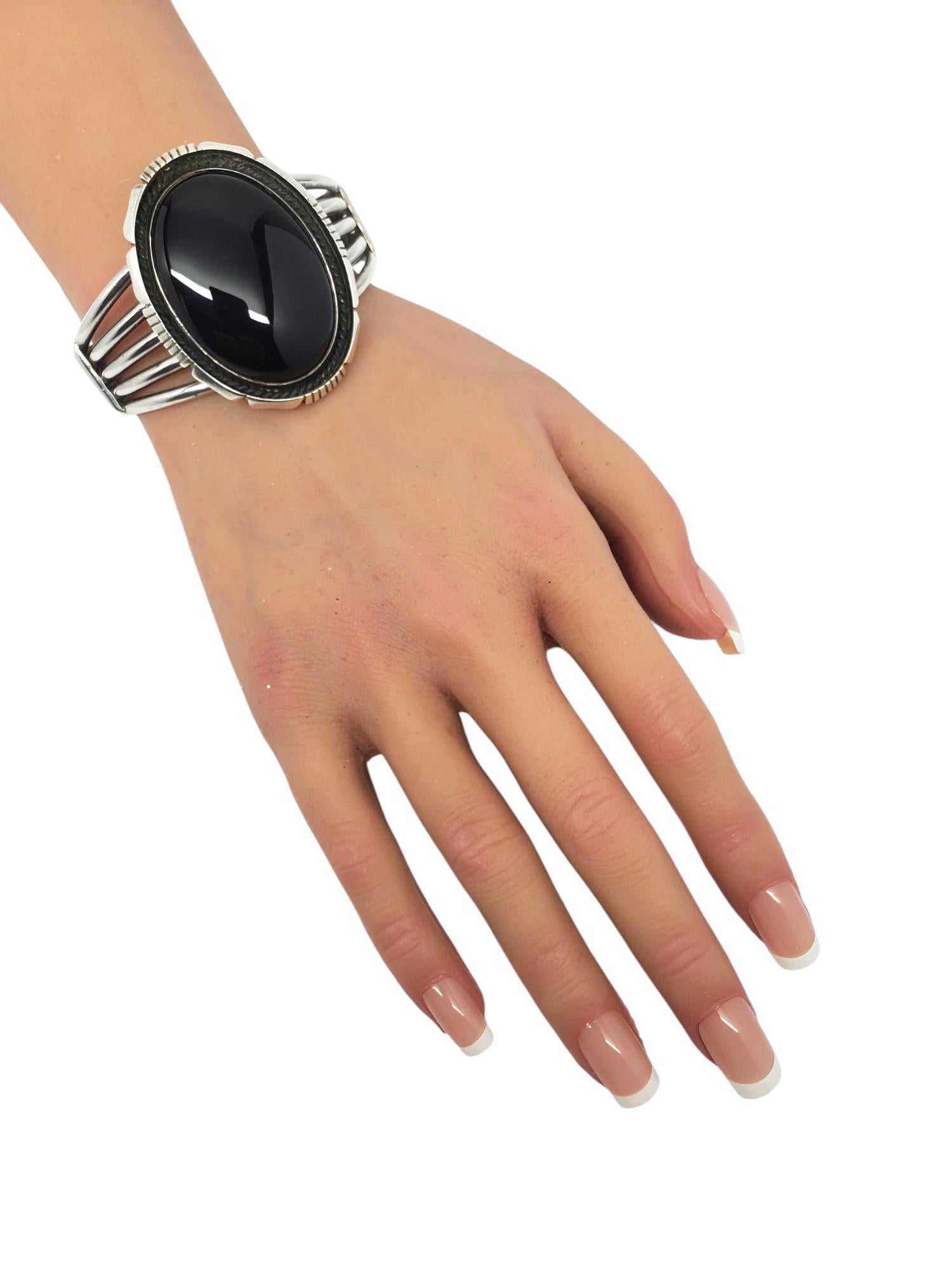 Pulsera brazalete grande de ónix de plata de ley nº 21440 en venta 2