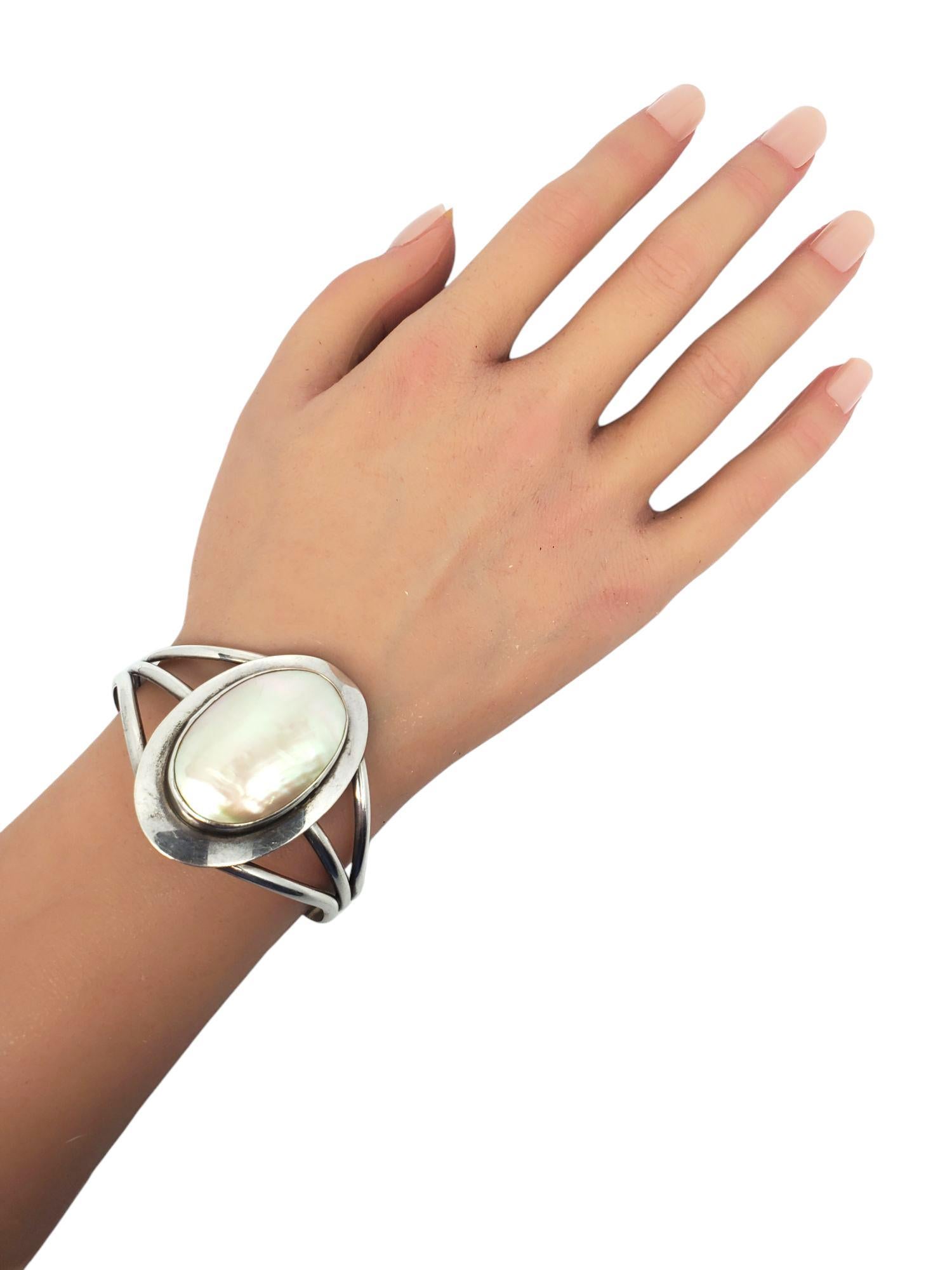 Pulsera brazalete de nácar de plata de ley de los indios americanos nº 21431 en venta 2
