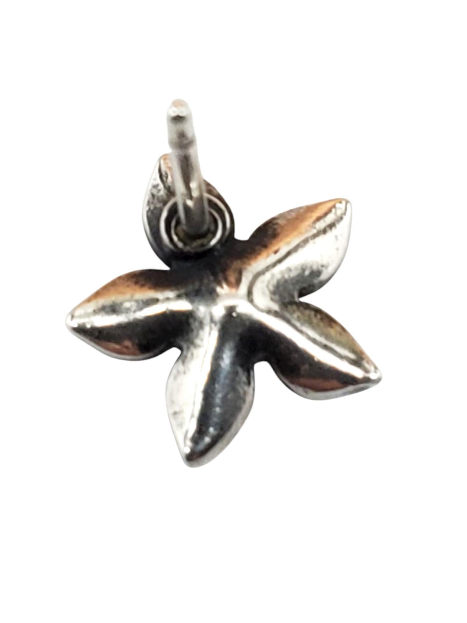 Avery James Boucles d'oreilles fleurs en argent #21670 en vente 1