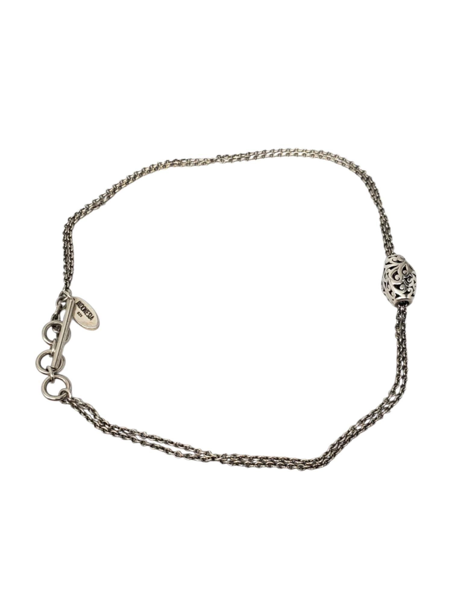 Collana con ciondolo a forma di barile in argento Sterling di Lois Hill #21609 In condizioni buone in vendita a Washington Depot, CT