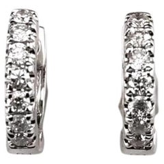 Boucles d'oreilles créoles en or blanc 14 carats serties de petits diamants #25942